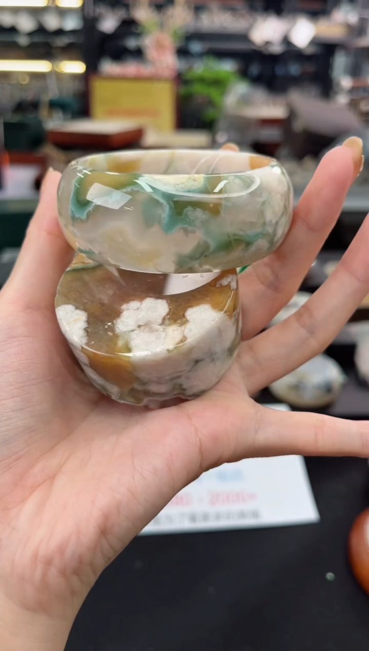 【闪购商品】石英质玉手镯未镶嵌58圈口（赠品镯心）2S587411