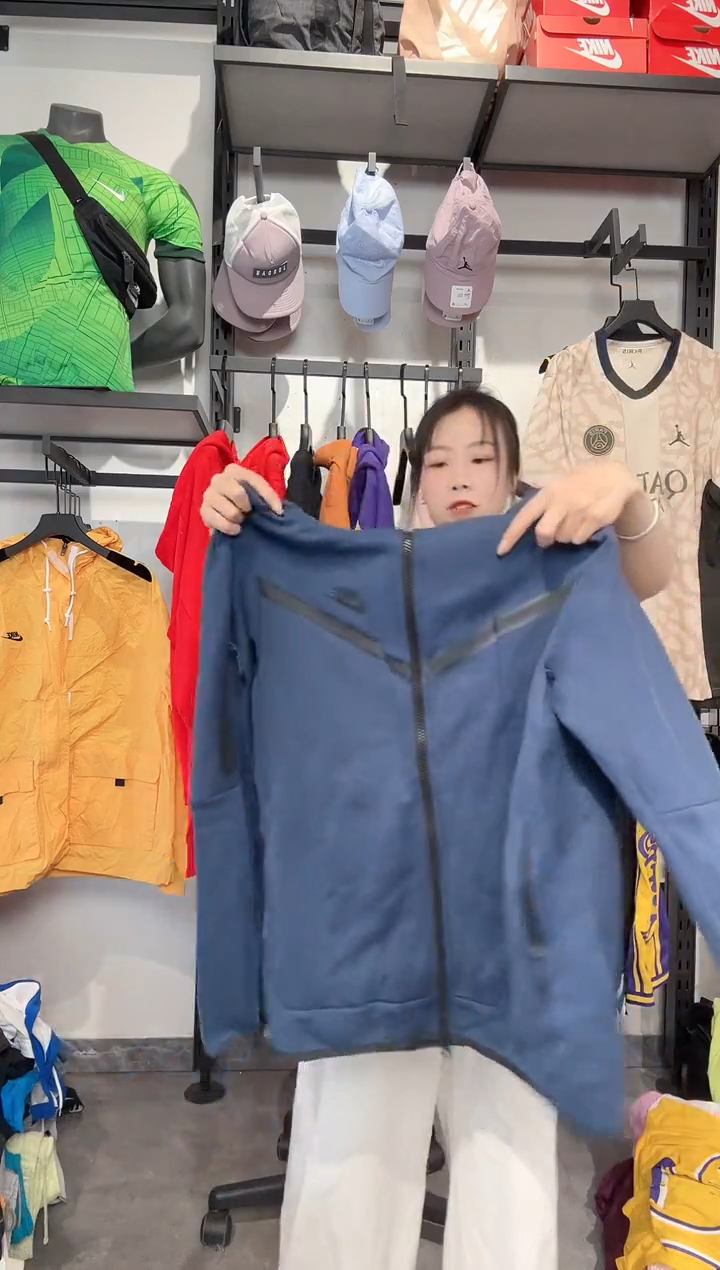 1425   编码 瑕疵款直播间过款为准 尺码M