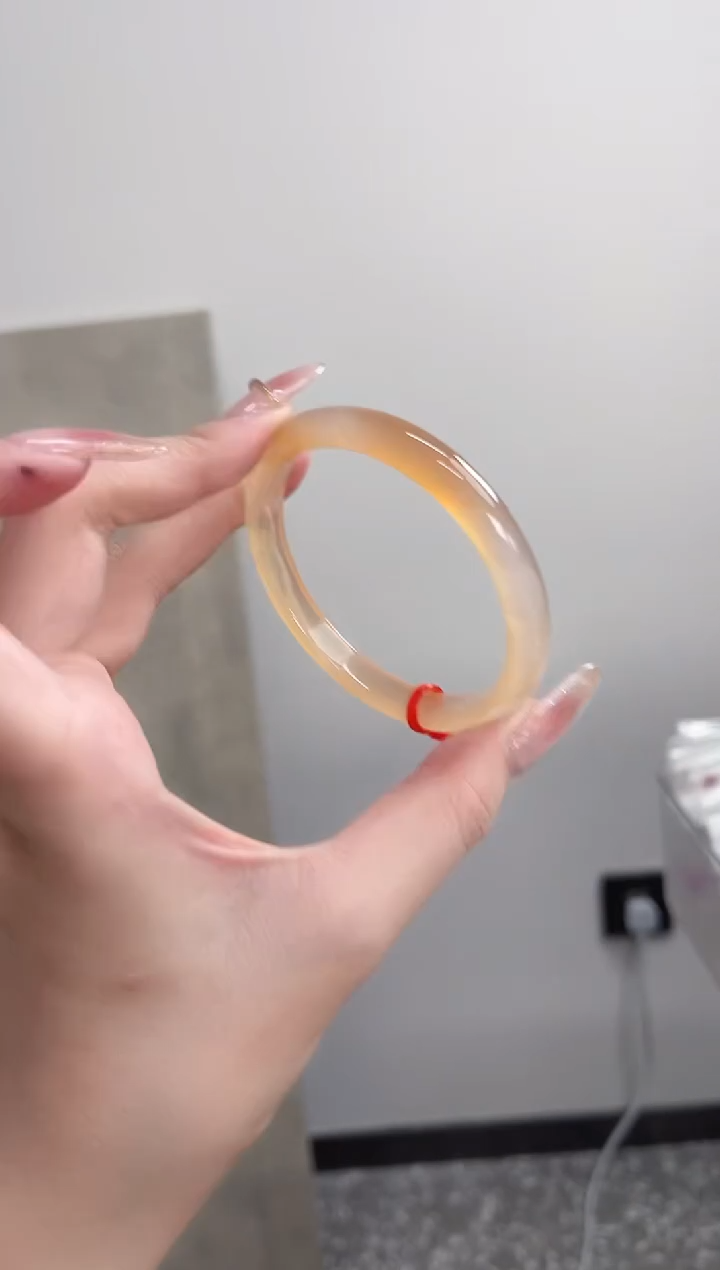 【闪购商品】玛瑙/玉髓手镯未镶嵌57-58圈 需要包容