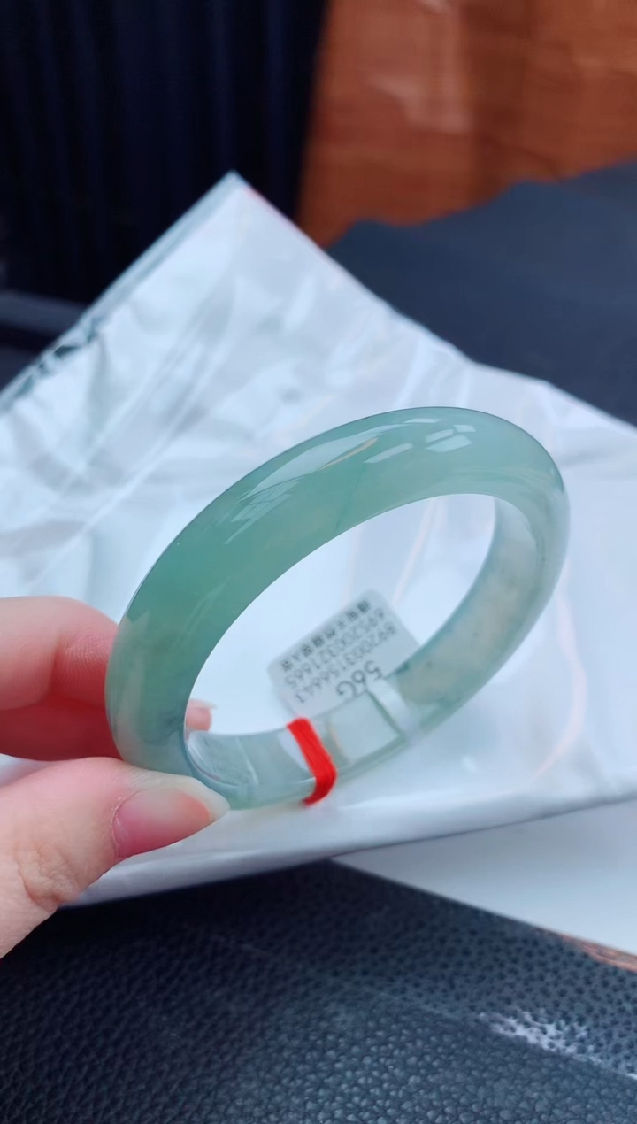 翡翠手镯未镶嵌缅甸天然翡翠A货手镯