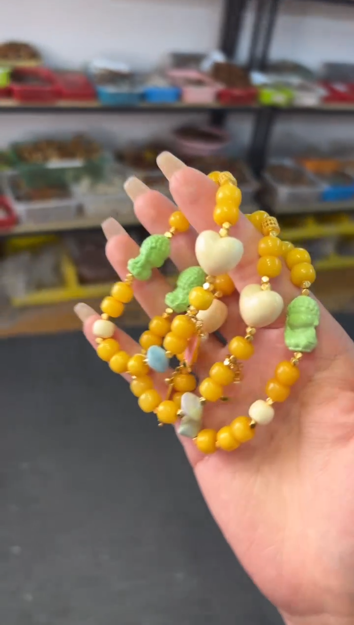 【闪购商品】蜜蜡手链未镶嵌8mm蜜蜡桶猛犸宝宝佛多样性发其一