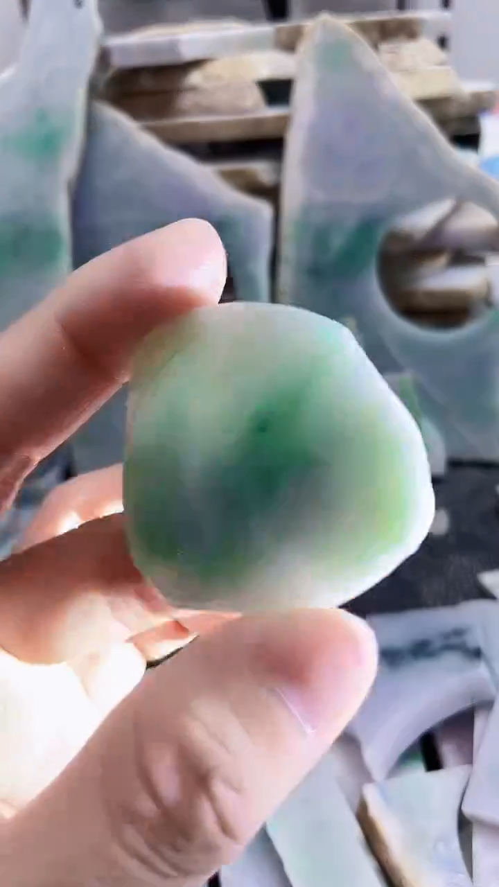 裸石翡翠天然货翡翠板料