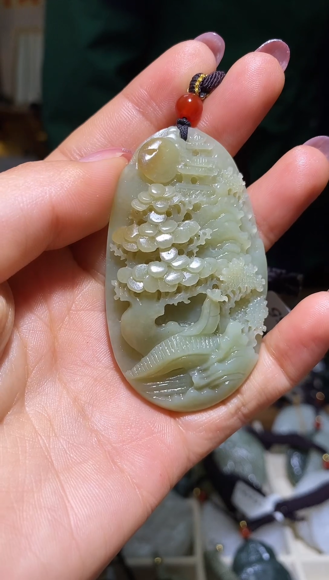 颈饰未镶嵌和田玉1