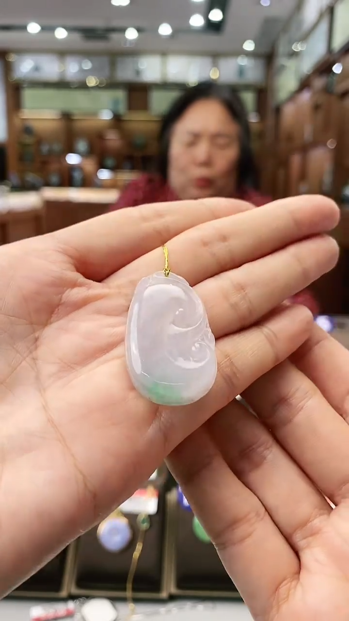 【闪购商品】翡翠颈饰未镶嵌如意