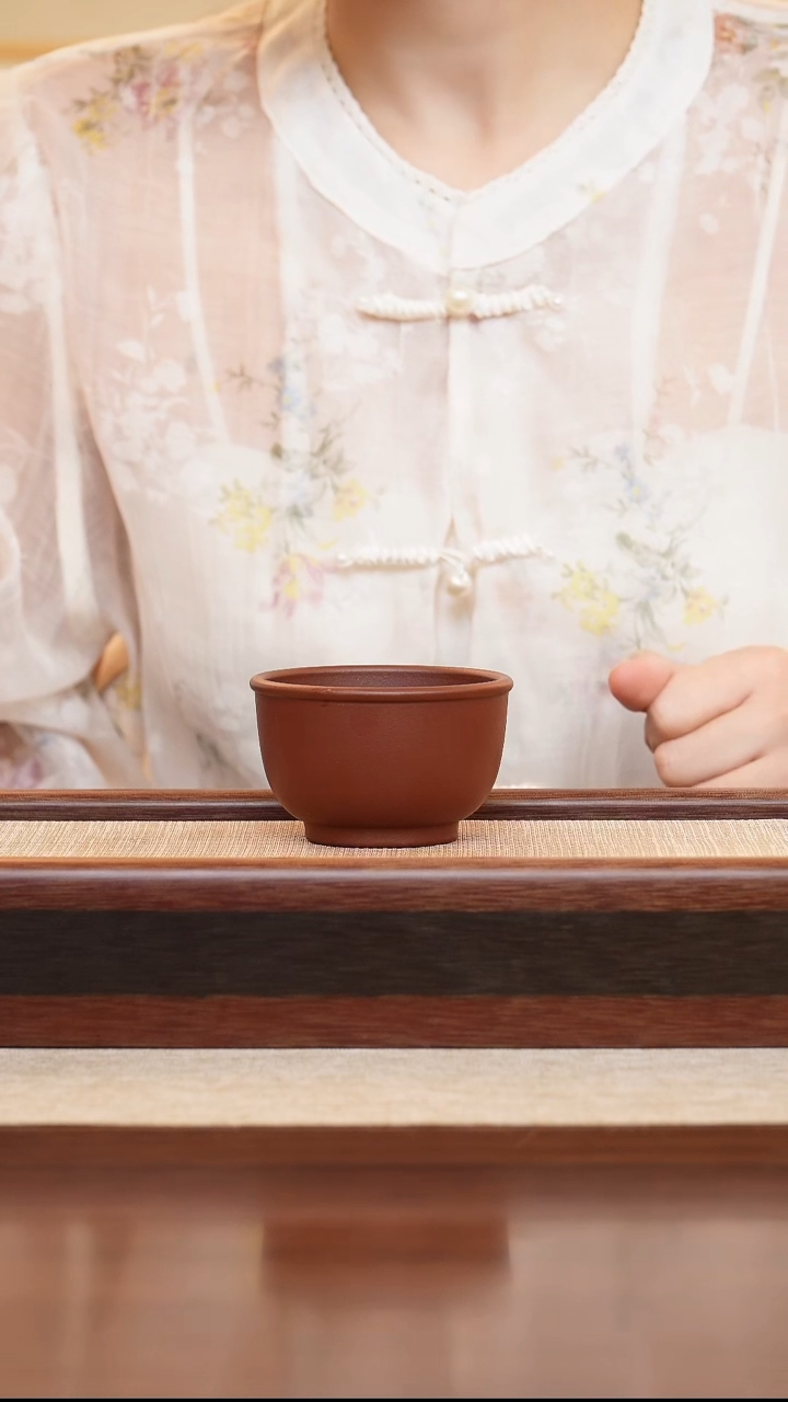 宜兴手工紫砂杯 