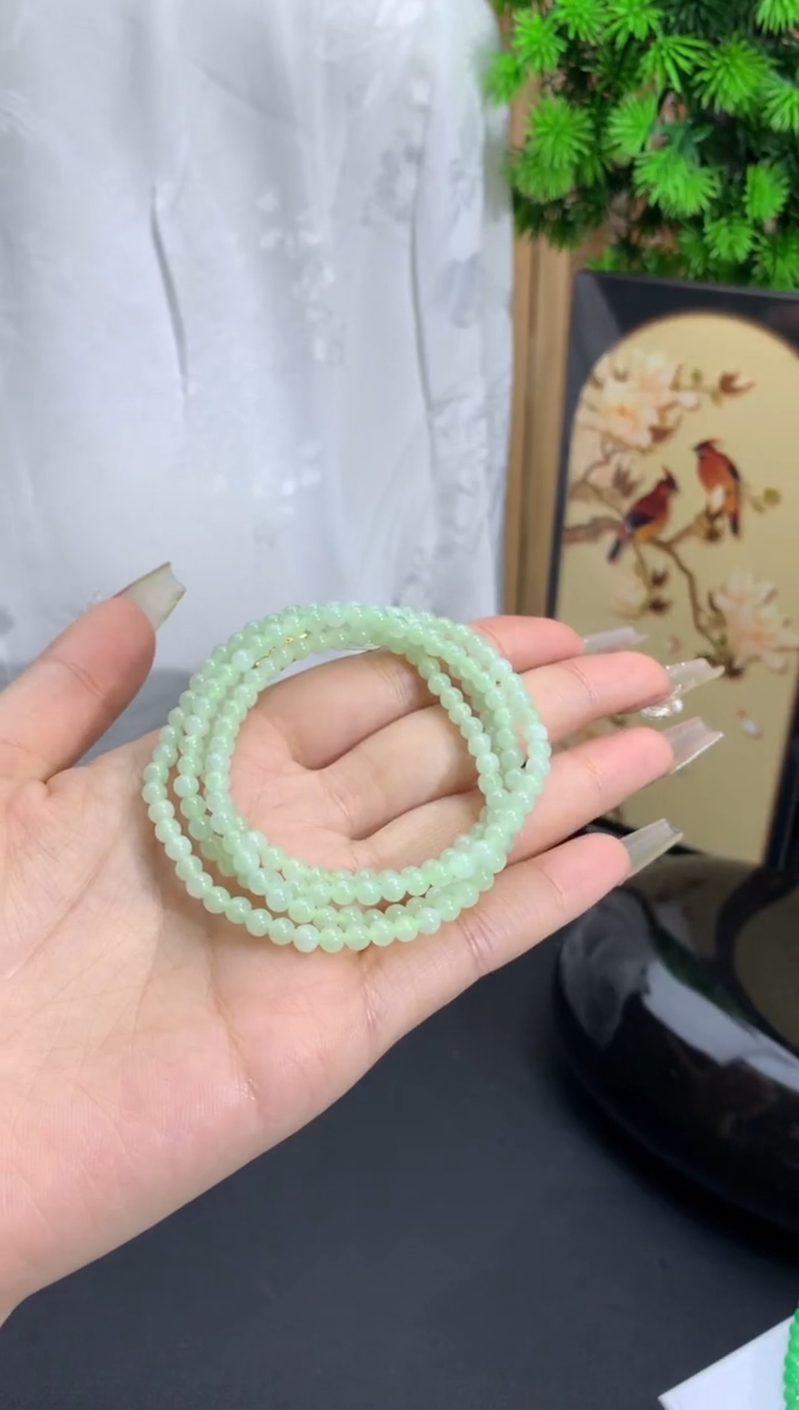 【闪购商品】翡翠手链未镶嵌淡淡淡淡晴底 卡3.9mm