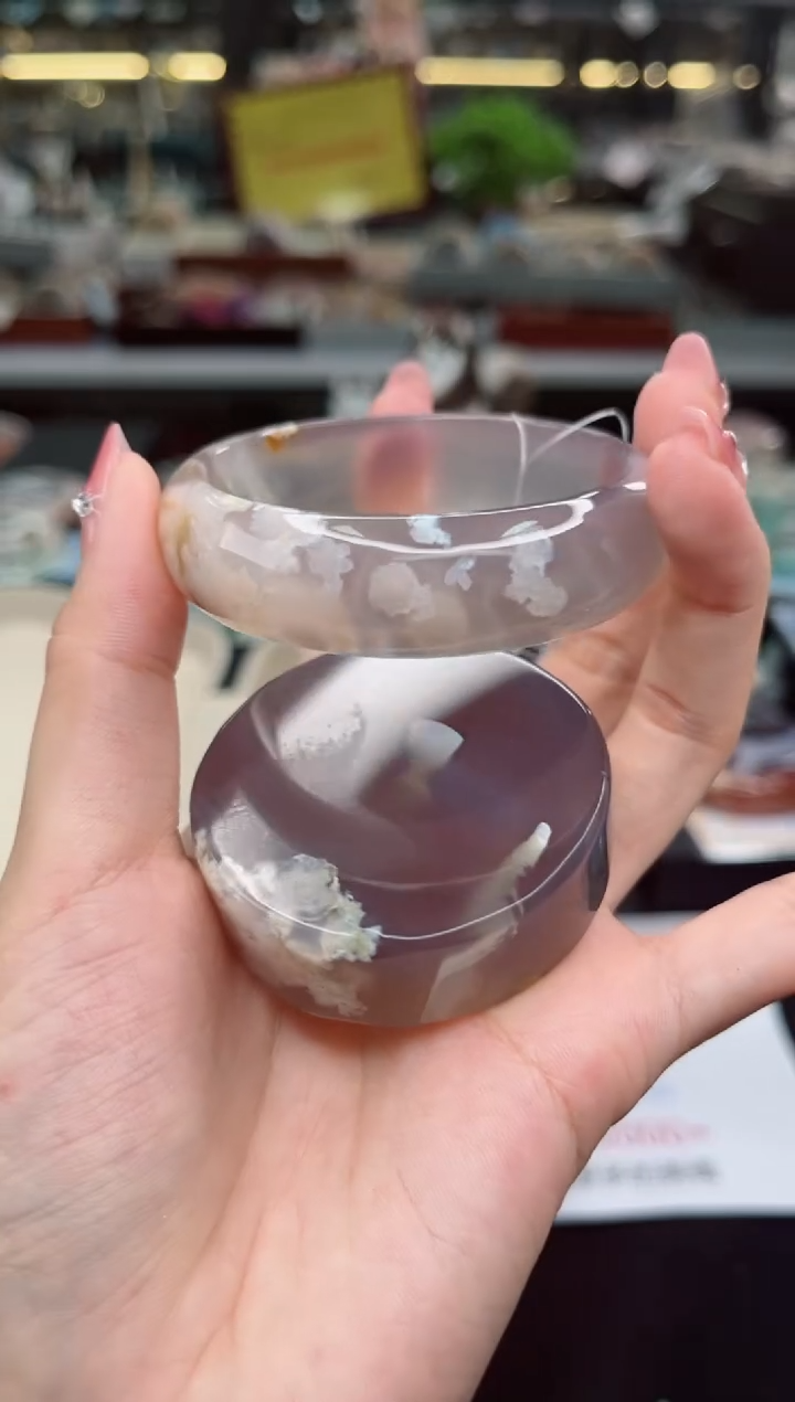 【闪购商品】石英质玉手镯未镶嵌53圈口（赠品镯心）6590512