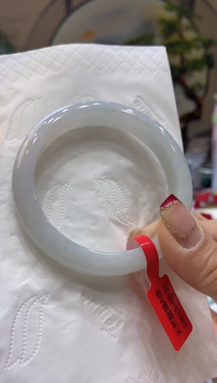 【闪购商品】翡翠手镯未镶嵌99903613