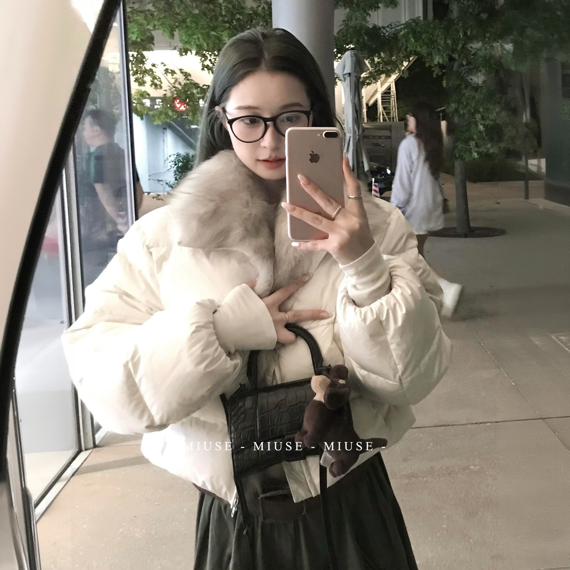 轻绒欧包冬季新款短款棉服女大毛领韩系加厚小个子皮草面包服外套