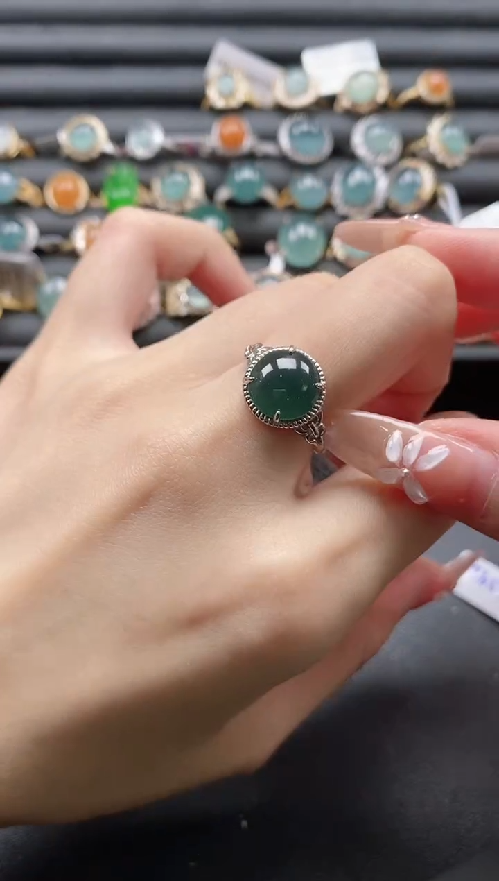 【闪购商品】翡翠戒指银S925镶嵌11111