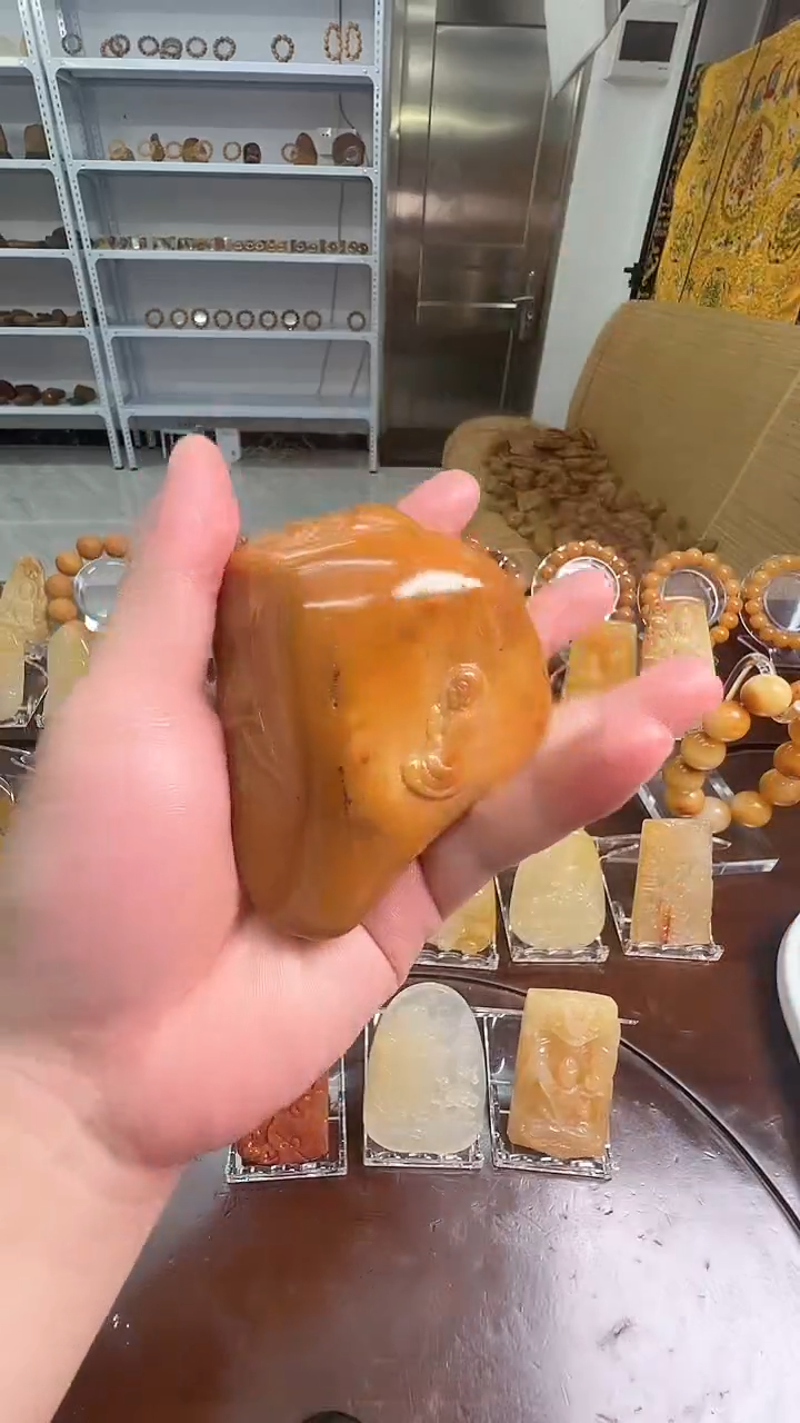 精工雕黄蜡石链接