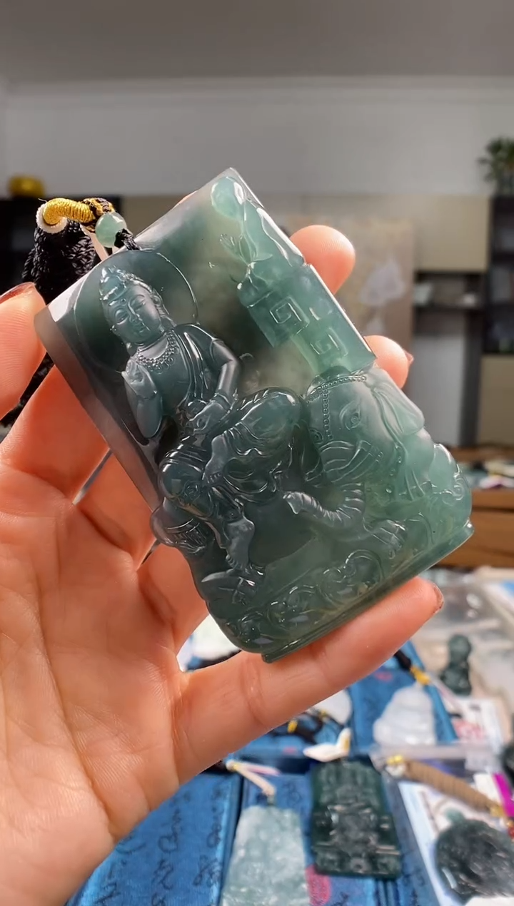 颈饰未镶嵌翡翠多样性发其一