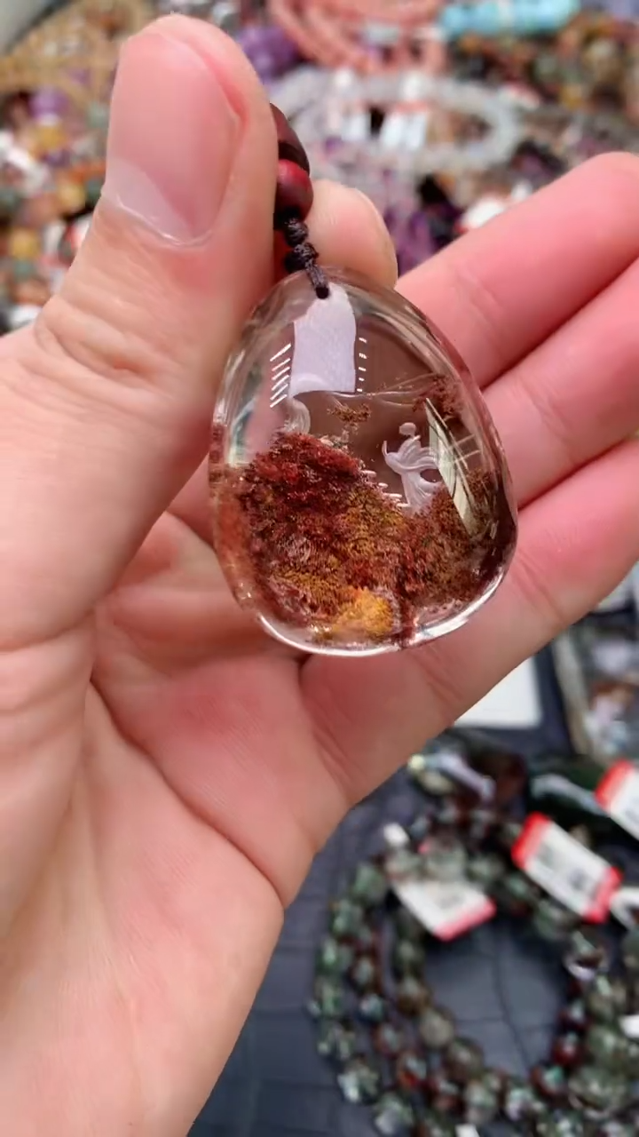 【闪购商品】水晶吊坠(赠链)未镶嵌50