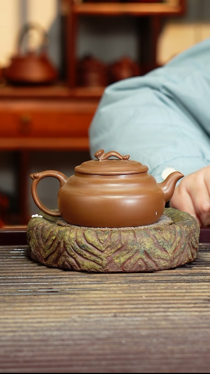 宜兴原矿紫砂壶茶壶160c