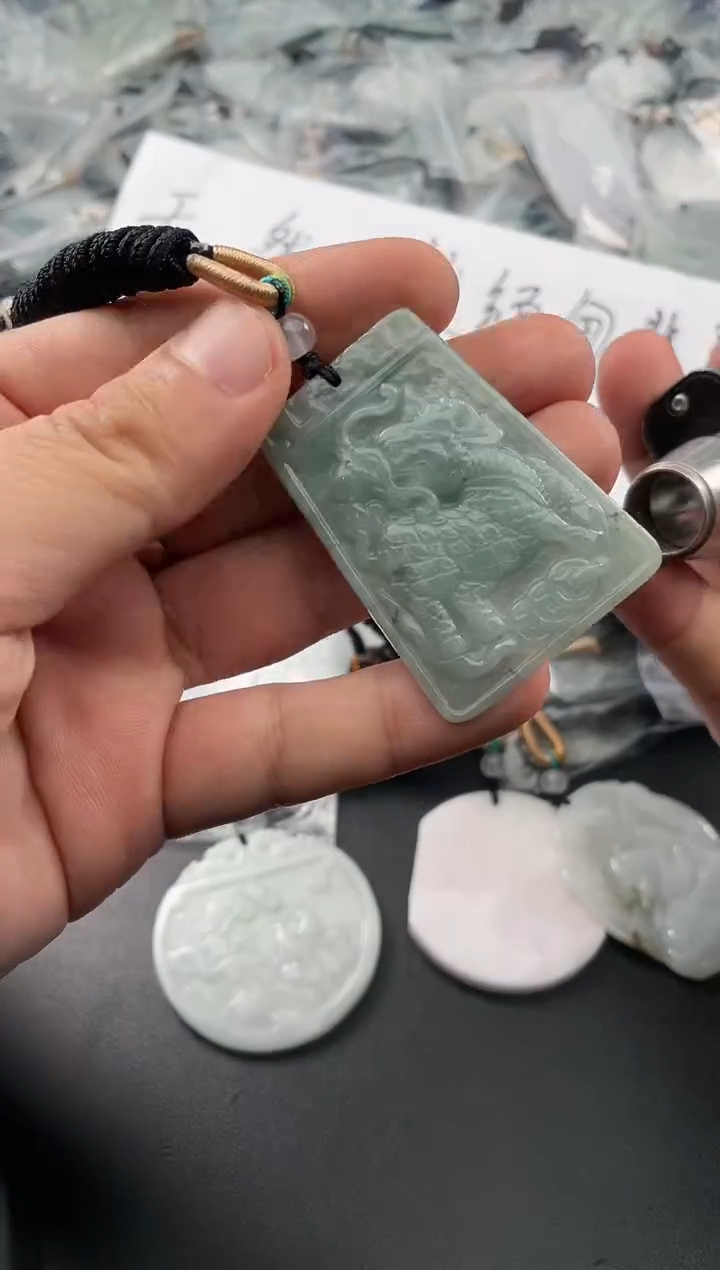 颈饰未镶嵌翡翠25/11/30/612