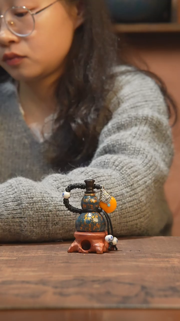 【闪购商品】64号-大漆开口小葫芦手捻