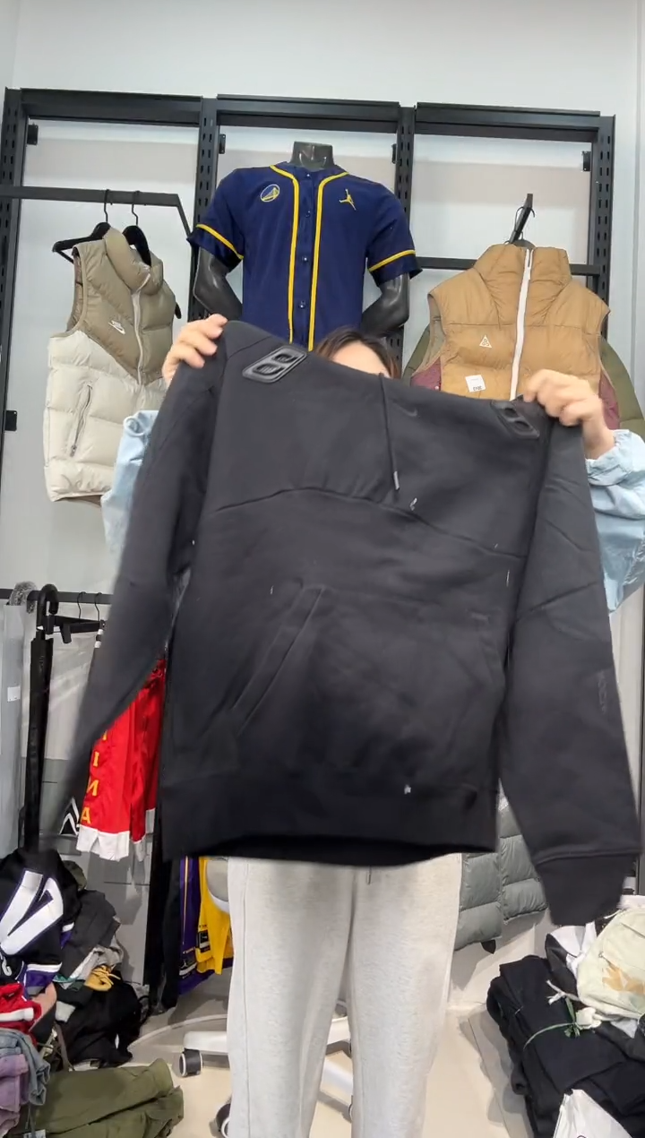 3521闪购编码 Nike/Jordan运动卫衣裤以直播间过款为准 尺码  l