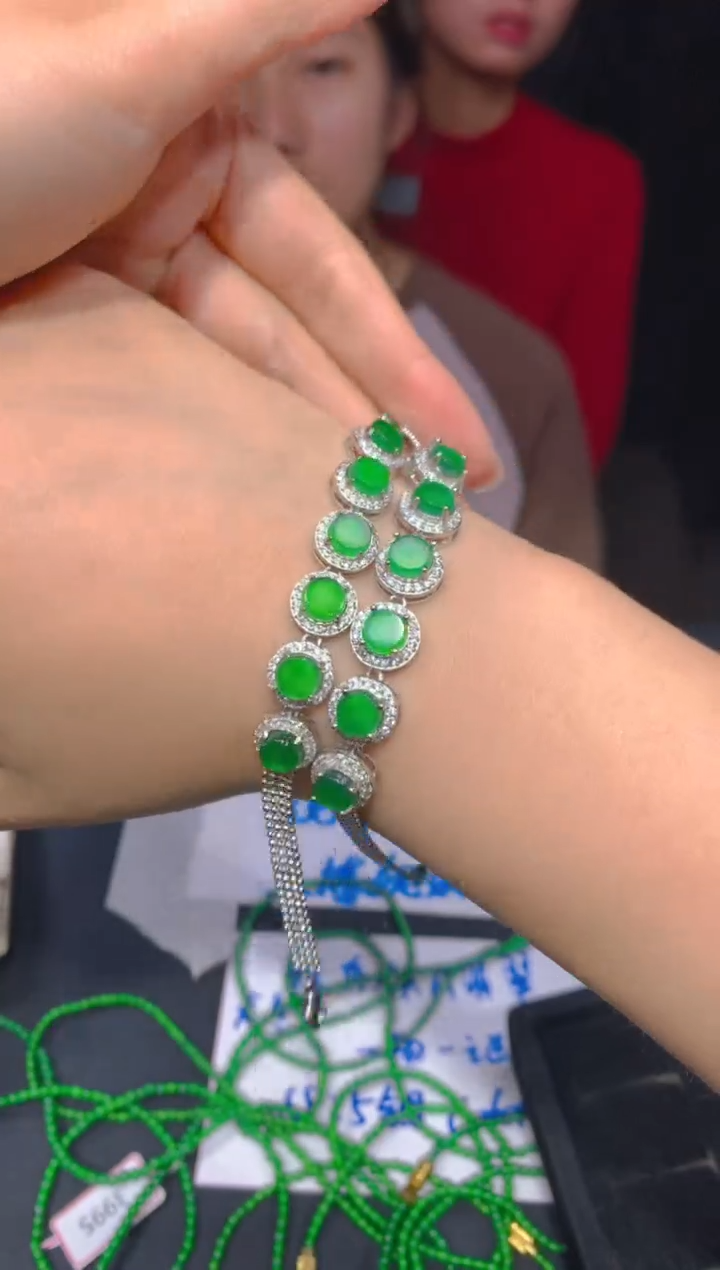 【闪购商品】定制翡翠未镶嵌74多样性发货（发其一）