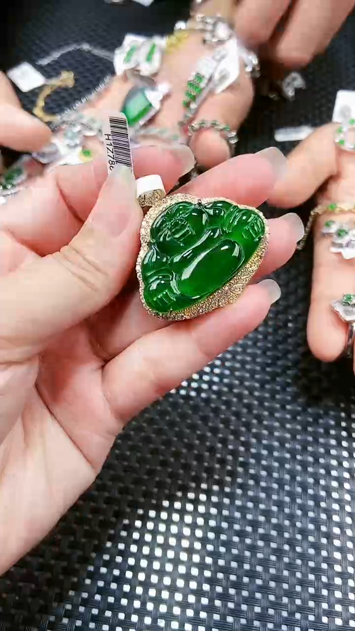 【闪购商品】翡翠吊坠(不含链)未镶嵌11111111