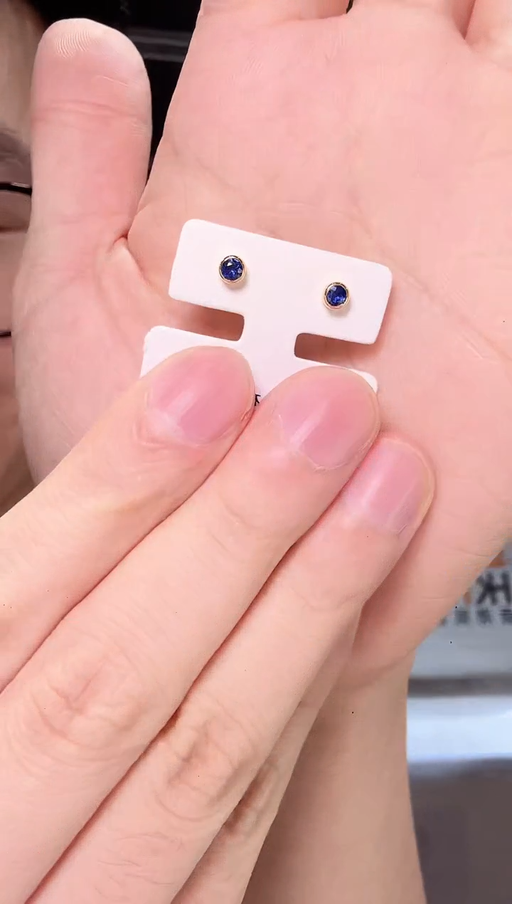 【闪购商品】蓝宝石耳饰18K金镶嵌HKT04507