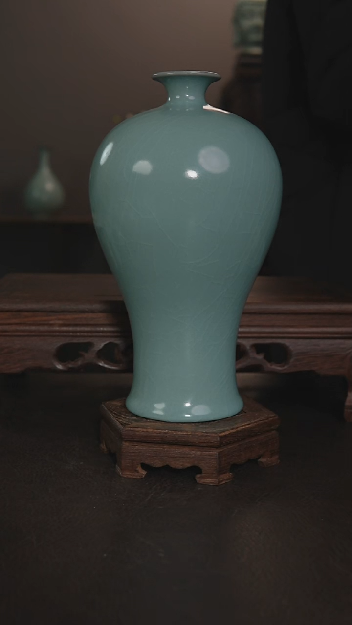 摆件瓷仿古手工梅瓶