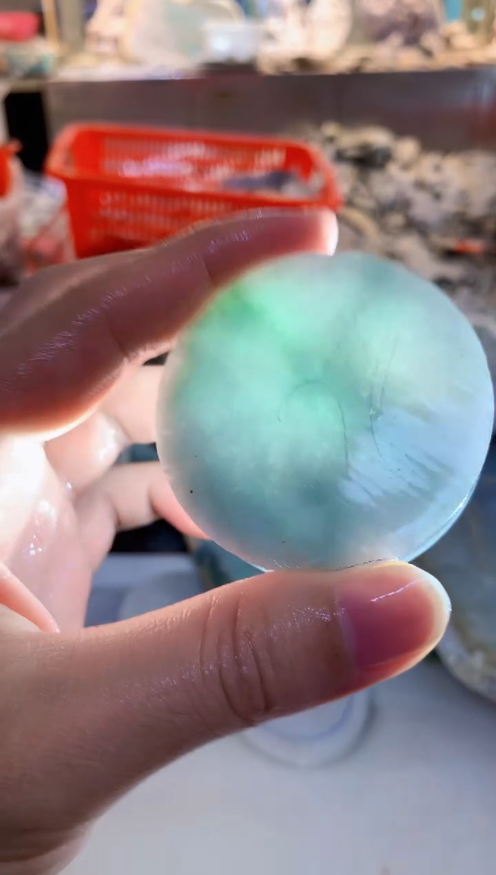 翡翠挂件未镶嵌0朗0翡翠珠宝521