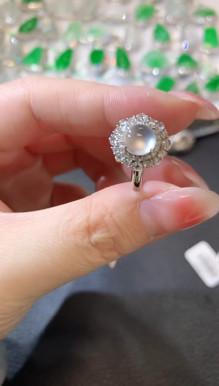 【闪购商品】翡翠戒指18K金镶嵌A68 翡翠