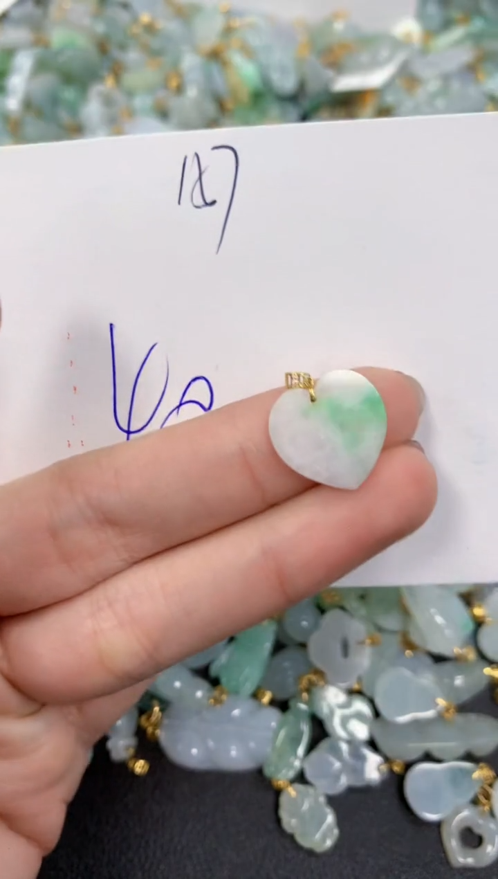 【闪购商品】翡翠颈饰18K金镶嵌 天然翡翠A货