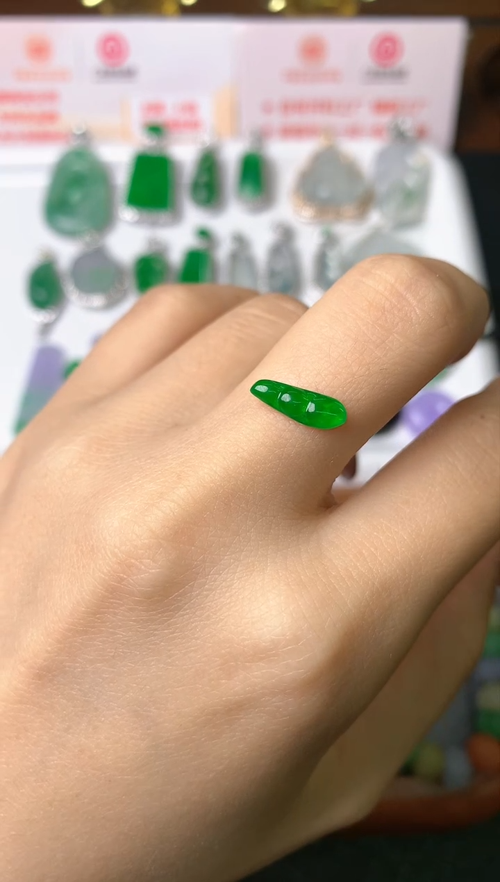 【闪购商品】定制翡翠未镶嵌裸石（镶嵌定制）