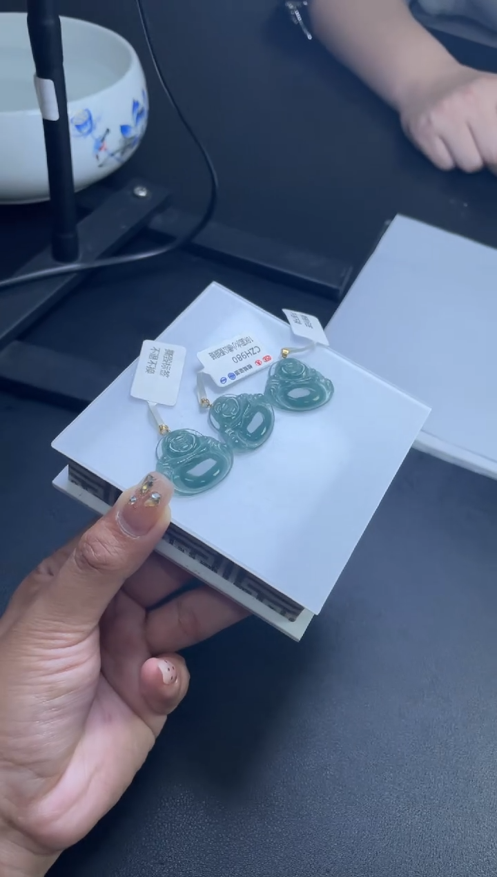 【闪购商品】翡翠挂件18K金镶嵌多样性发一件H9