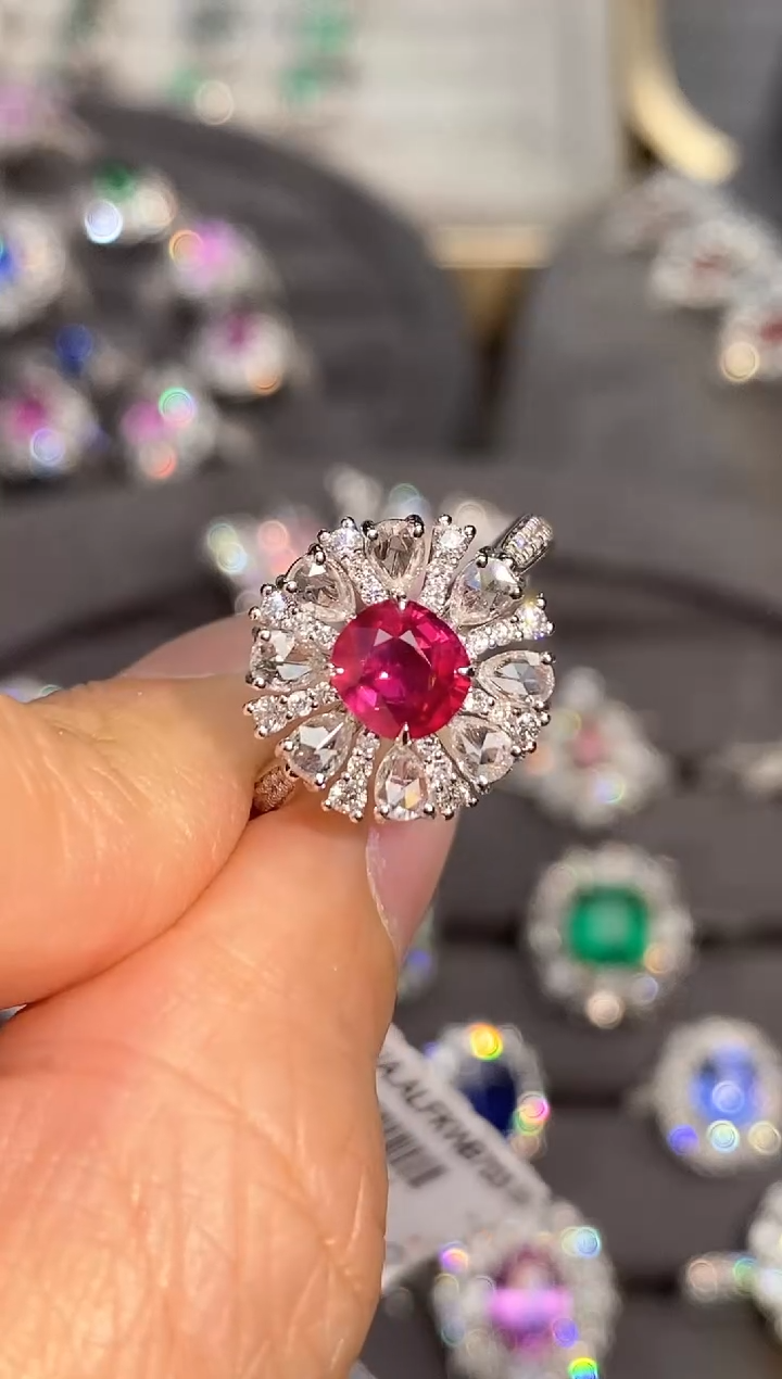 【闪购商品】红宝石戒指18K金镶嵌1.07ct/新年开工价