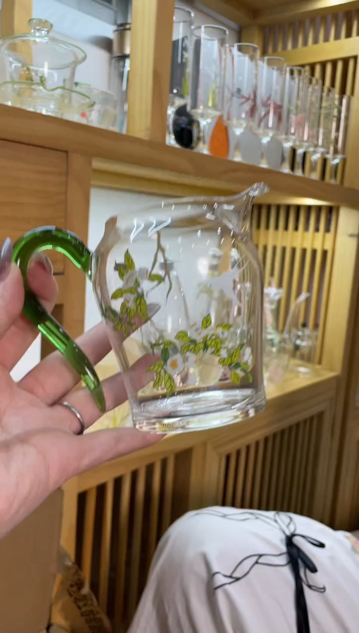 九河思明公杯绿把梨花白燕