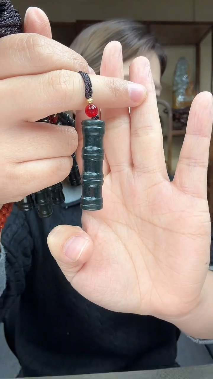 颈饰未镶嵌和田玉青玉竹节吊坠