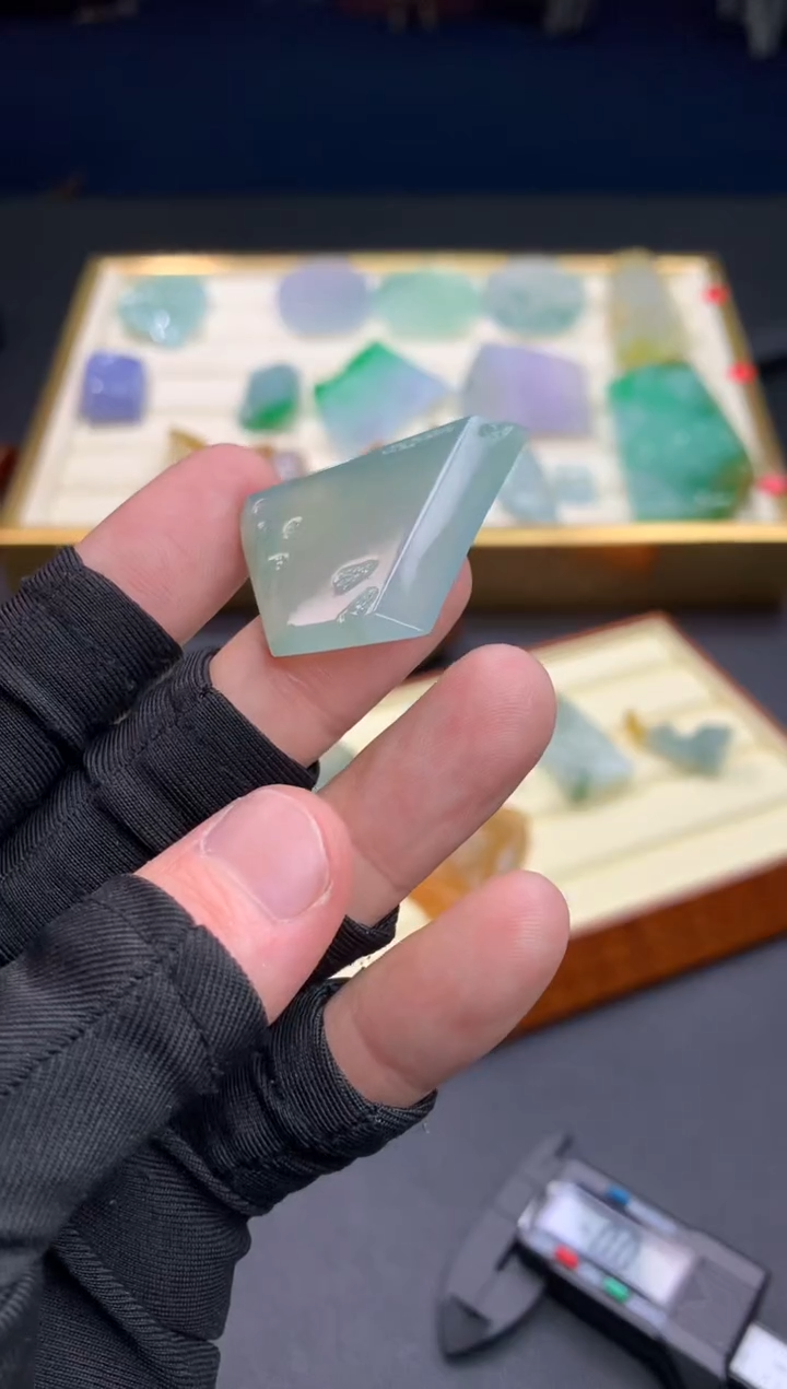 【闪购商品】定制翡翠未镶嵌          