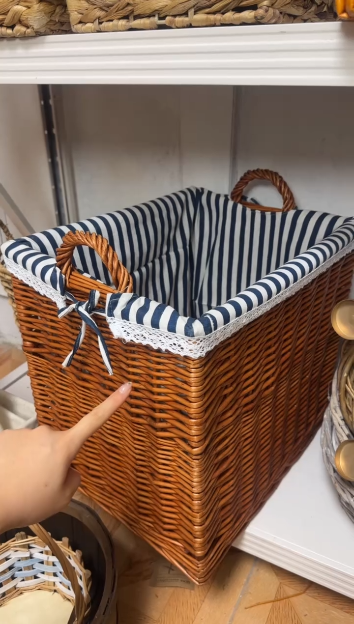 ?微瑕捡漏柳编脏衣篓