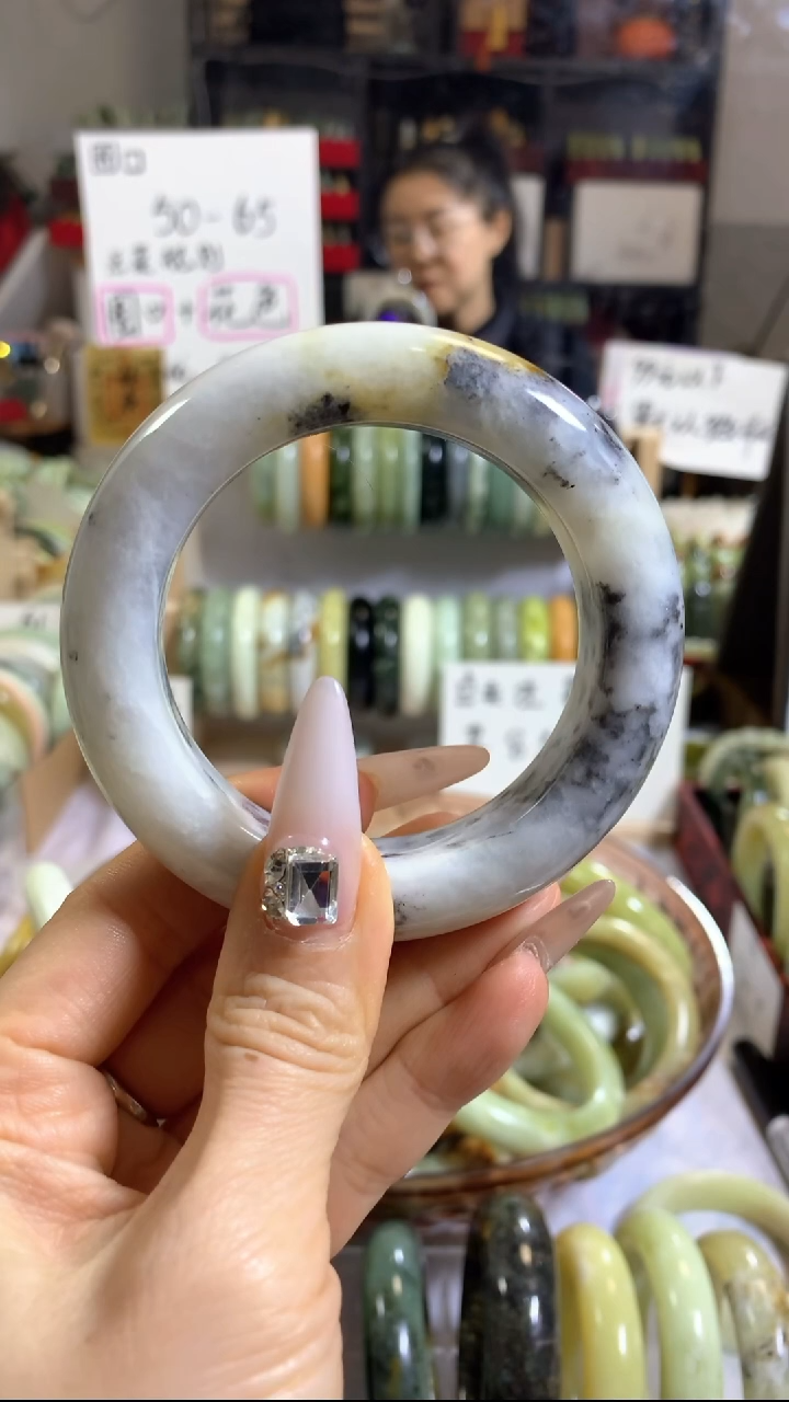未镶嵌岫玉手镯64
