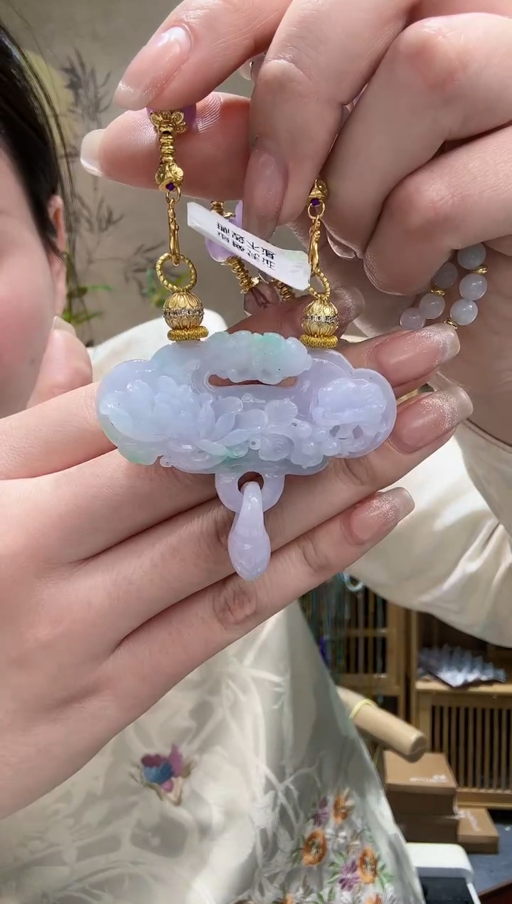 【闪购商品】翡翠颈饰未镶嵌吊坠