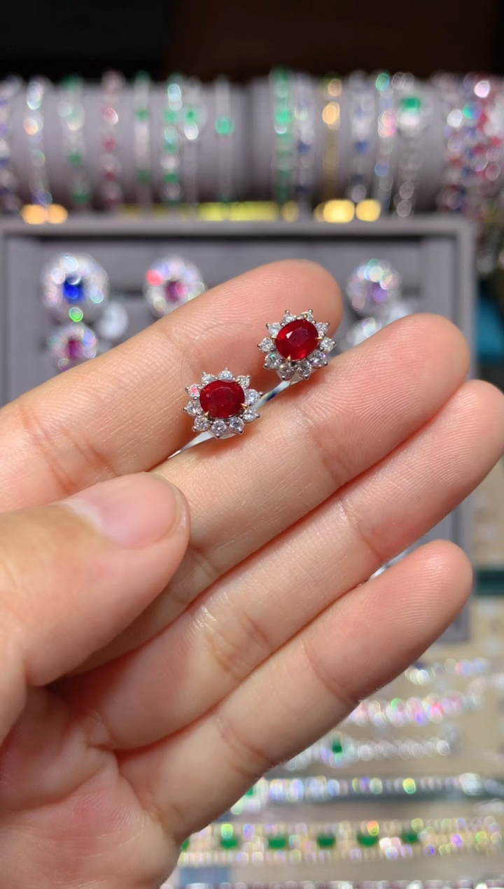 【闪购商品】红宝石戒指18K金镶嵌1.5CT   无烧