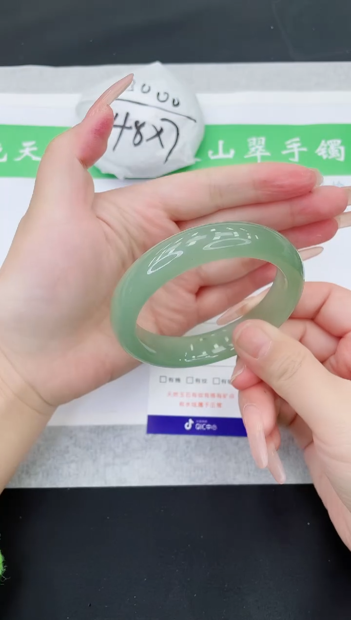 【闪购商品】石英质玉手镯未镶嵌D332-58+