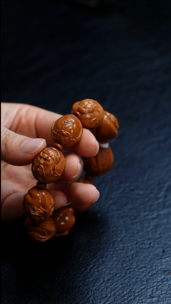 吊坠橄榄核宿***。橄榄核