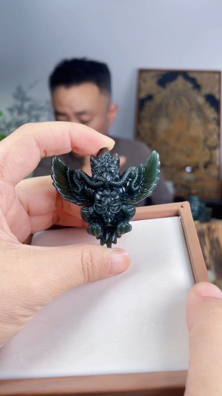 和田玉未镶嵌挂件鸟