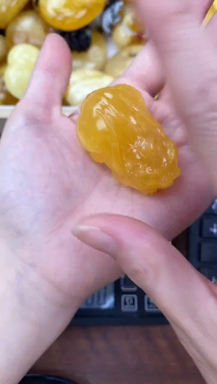 裸石琥珀未镶嵌天然琥珀蜜蜡