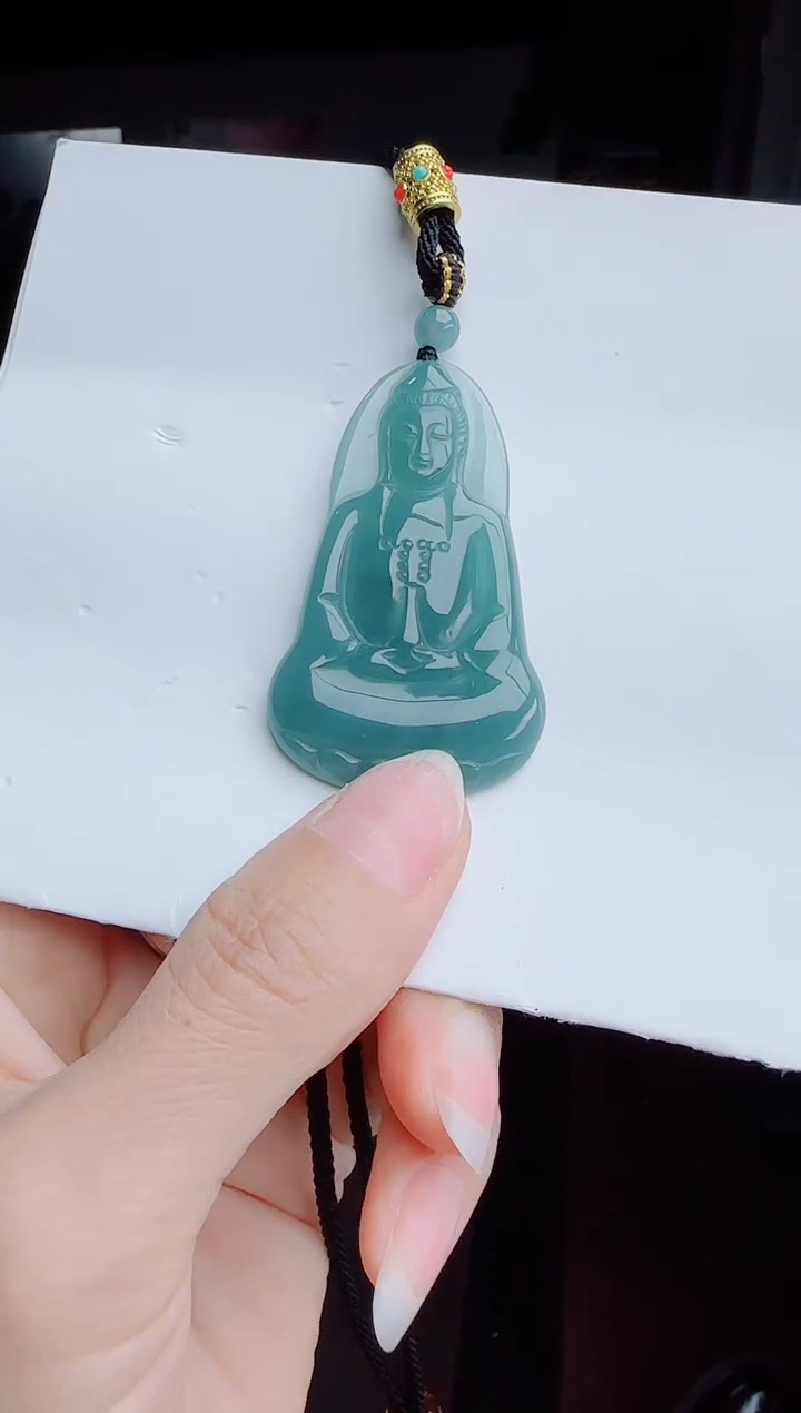 颈饰未镶嵌翡翠多样性发其一