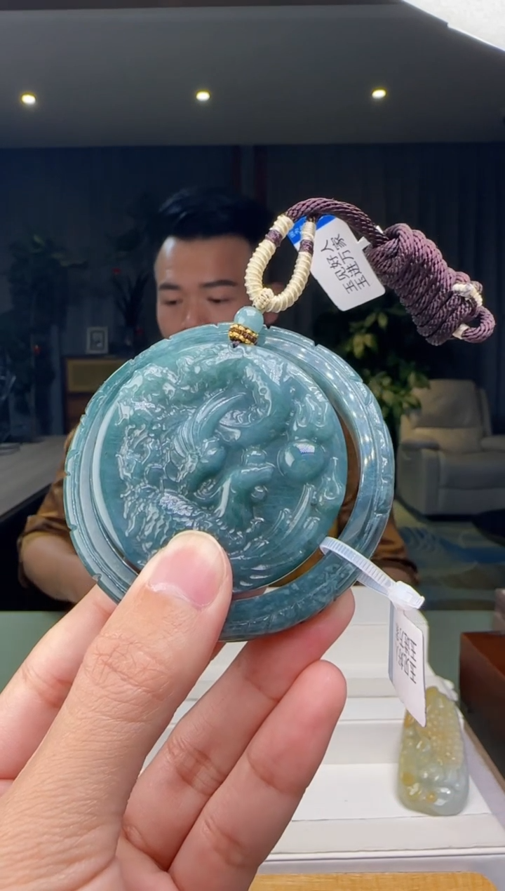 【闪购商品】翡翠吊坠(不含链)未镶嵌多样性发一套XM@@60B7JFZ01