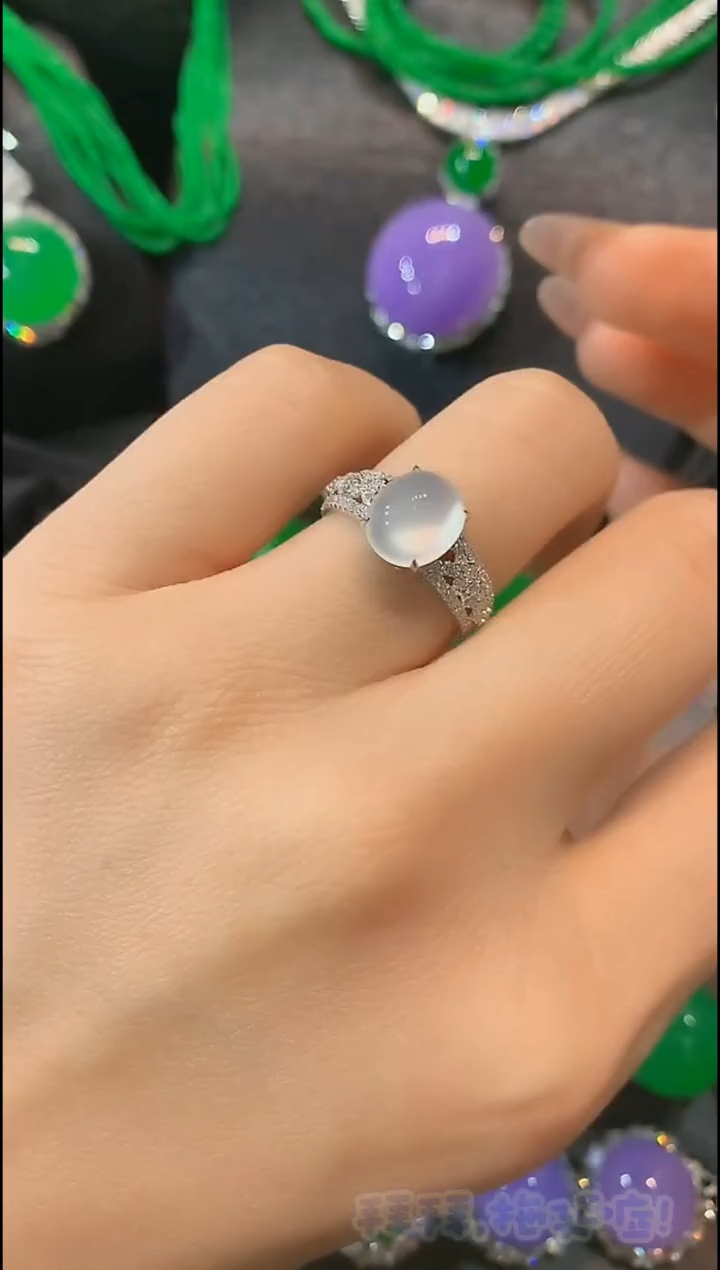 【闪购商品】翡翠戒指18K金镶嵌戒指