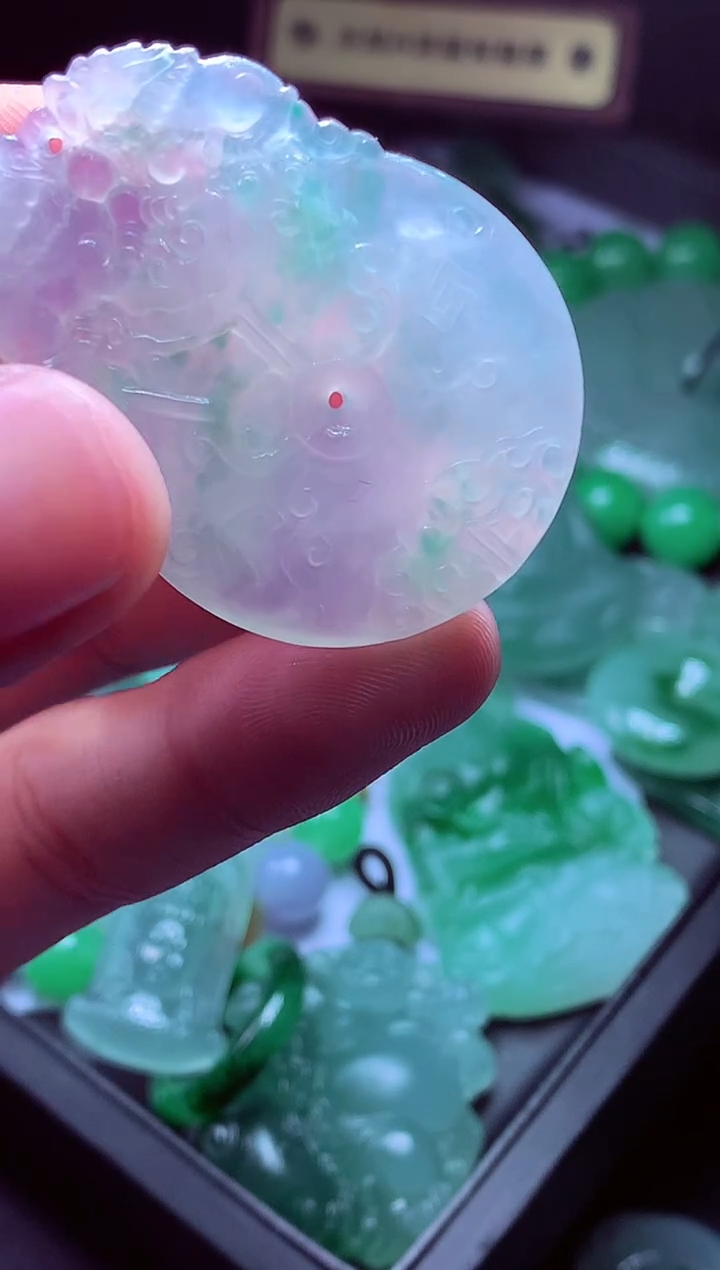 未镶嵌定制翡翠S**r毛货翡翠定制