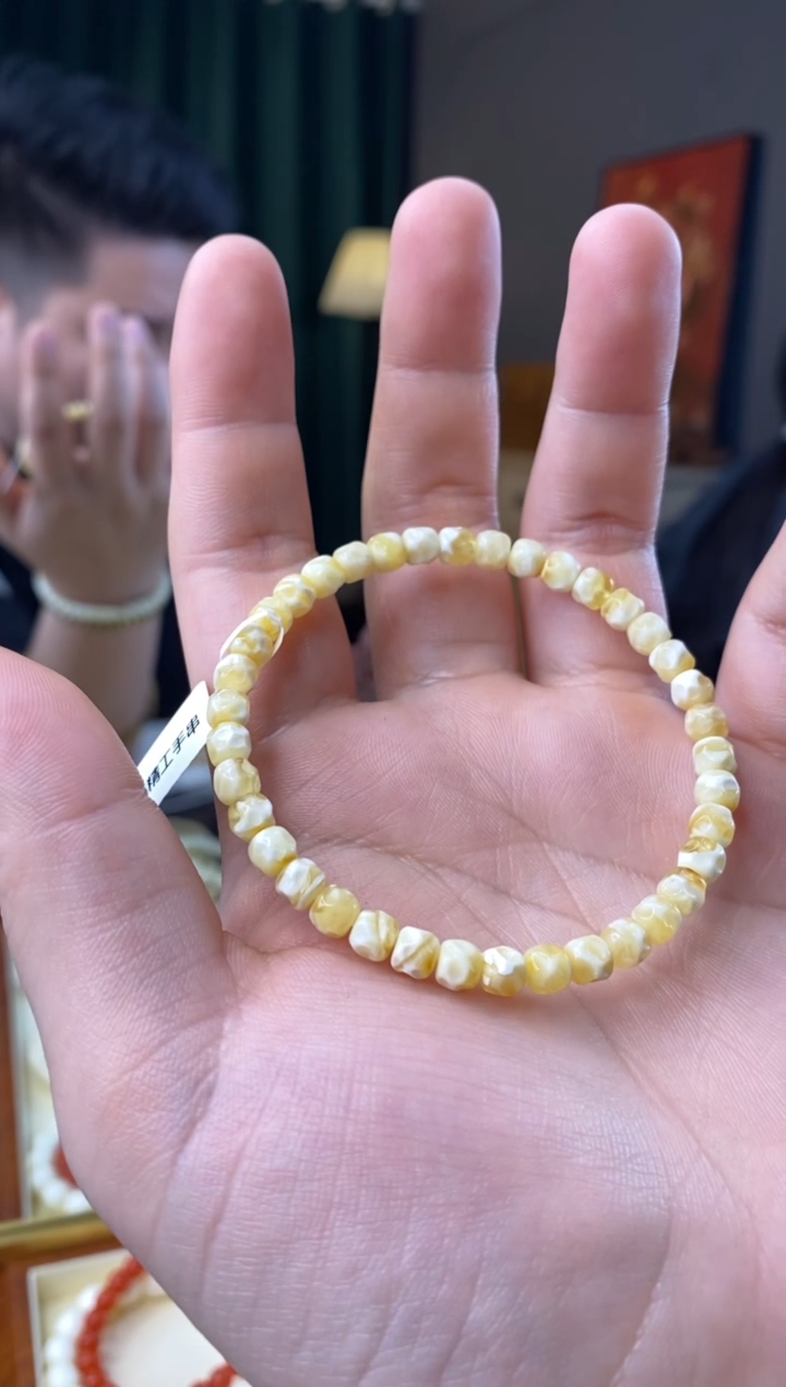 【闪购商品】蜜蜡手串未镶嵌5mm无相微瑕