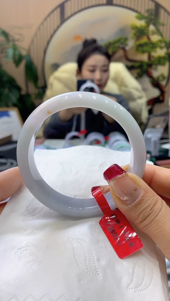 【闪购商品】翡翠手镯未镶嵌99918910