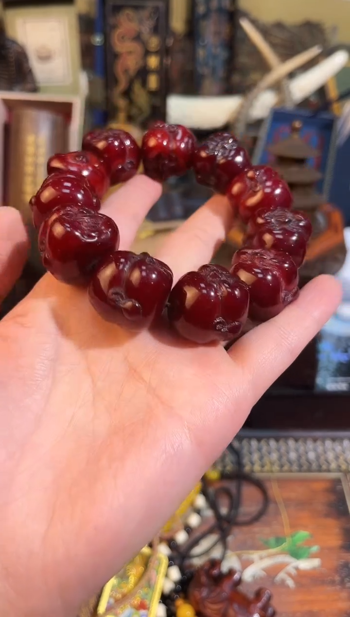 【闪购商品】蜜蜡手链未镶嵌51凯凯凯凯凯凯凯凯
