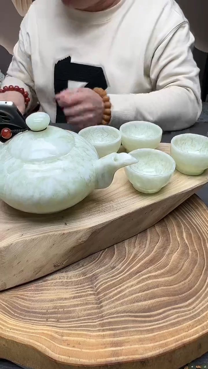 【闪购商品】蛇纹石玉茶壶未镶嵌天然玉石高货茶壶